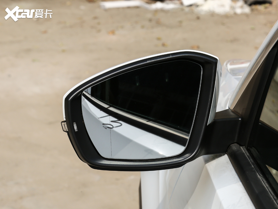 2019T-ROC̽ 230TSI DSGr VI