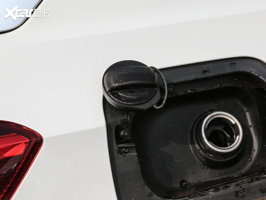 2019T-ROC̽ 230TSI DSGr VI