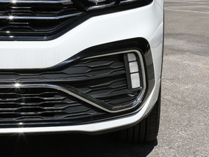 2019230TSI R-Line VI ^