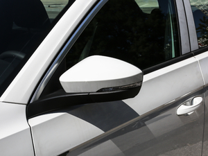 2019230TSI R-Line VI ^