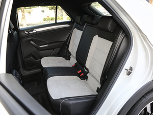 2019230TSI R-Line VI 