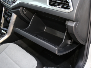 2019230TSI R-Line VI 