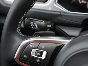 2019230TSI R-Line VI п؅^(q)