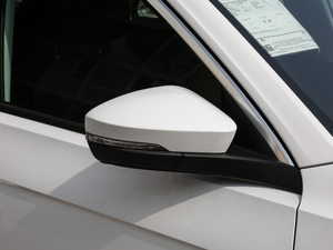 2019230TSI DSGr VI ^