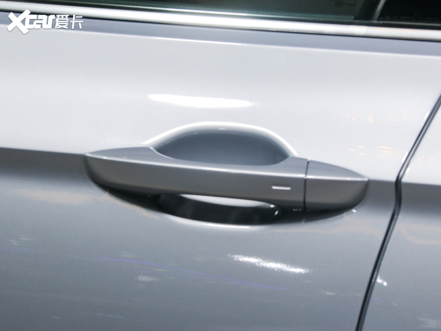 2020���~�v 380TSI DSG��Ş��