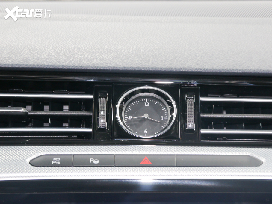 2020���~�v 380TSI DSG��Ş��