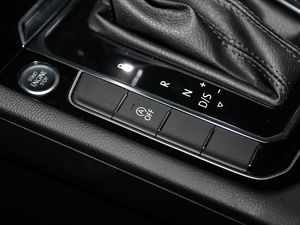 2020款330TSI DSG领先型 中控区