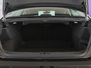 2020款330TSI DSG豪华型 行李厢空间