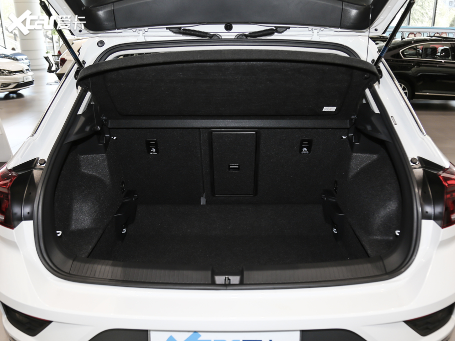 2020T-ROC̽ 230TSI DSGMȡ