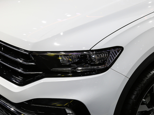 2020280TSI DSGR-Line Pro ^