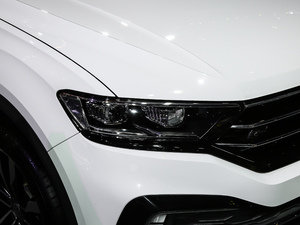 2020280TSI DSGR-Line Pro ^