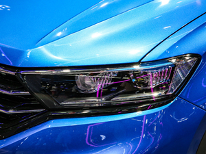 2020280TSI DSG(q)R-Line (x)(ji)^