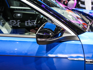 2020280TSI DSG(q)R-Line (x)(ji)^