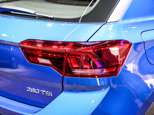 2020280TSI DSG(q)R-Line (x)(ji)^