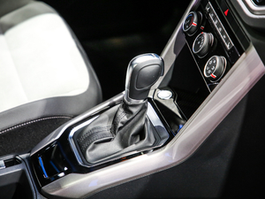 2020280TSI DSGR-Line п؅^