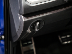 2020280TSI DSGR-Line п؅^