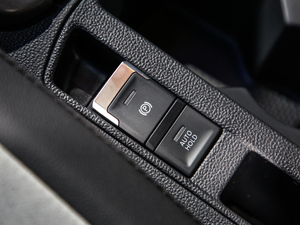 2020280TSI DSGR-Line п؅^