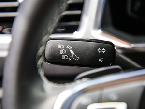 2020280TSI DSGR-Line п؅^