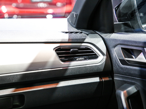 2020280TSI DSGR-Line п؅^