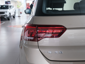 2020280TSI DSG(q)Ӣ (x)(ji)^