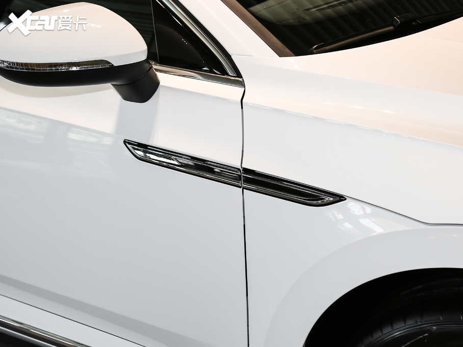 2020CC 330TSI A VI