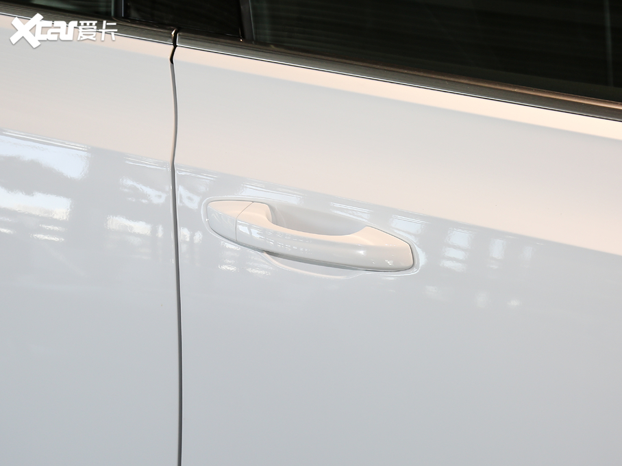 2020CC 330TSI A VI