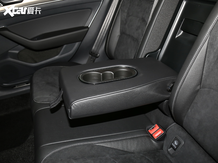 2020CC 330TSI A VI