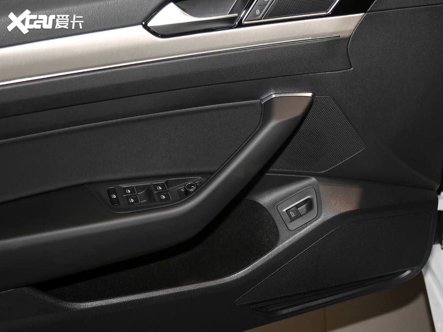 2020CC 330TSI A VI