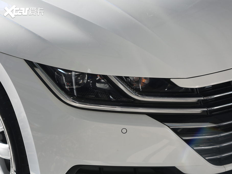 2020CC 330TSI A V