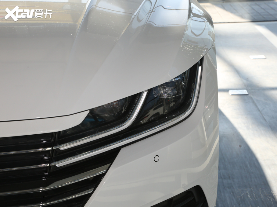 2020CC 330TSI A V