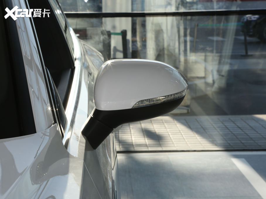 2020CC 330TSI A V