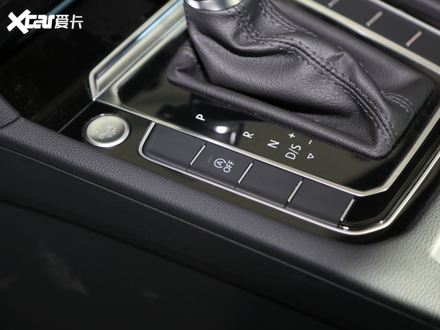 2020CC 330TSI A V