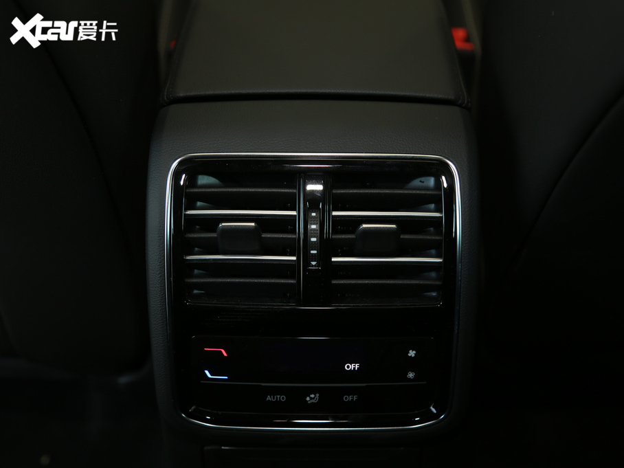 2020CC 330TSI A V