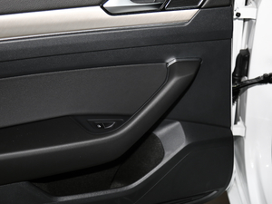 2020330TSI A VI g