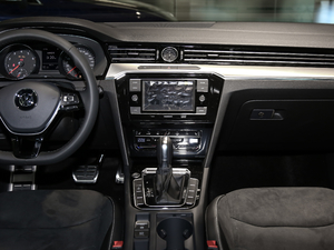 2020款330TSI 华颜版 国VI 中控台