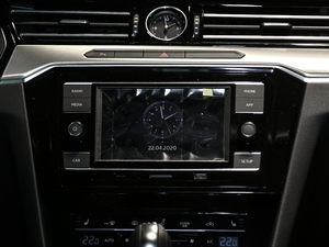 2020款330TSI 华颜版 国VI 中控台显示屏