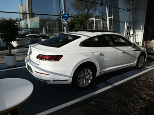 2020款330TSI 华颜版 国V 正侧（左）