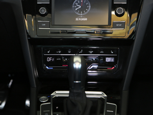 2020款330TSI 华颜版 国V 空调调节