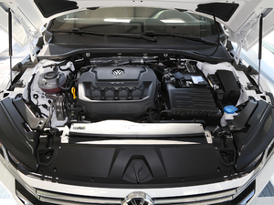 2020款330TSI 华颜版 国V 发动机