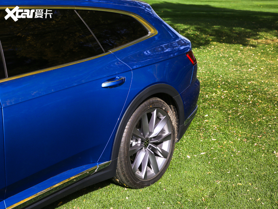 2021һ-CCCb܇ 380TSI CL