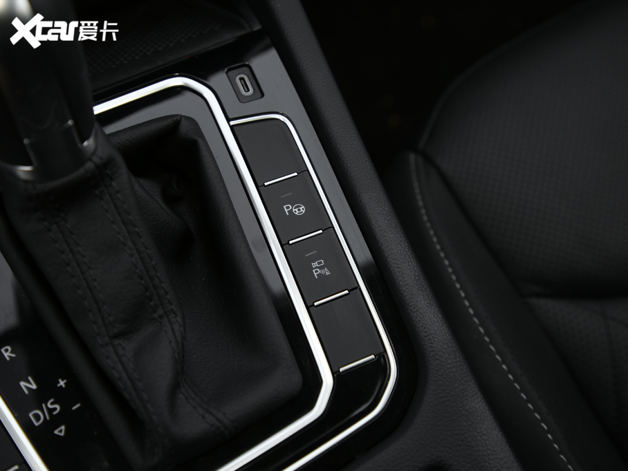 2021һ-CCCb܇ 380TSI CL