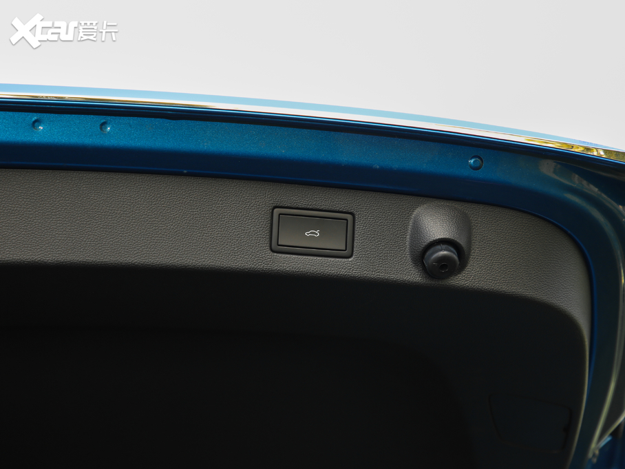 2021һ-CCCb܇ 380TSI CL(fng)