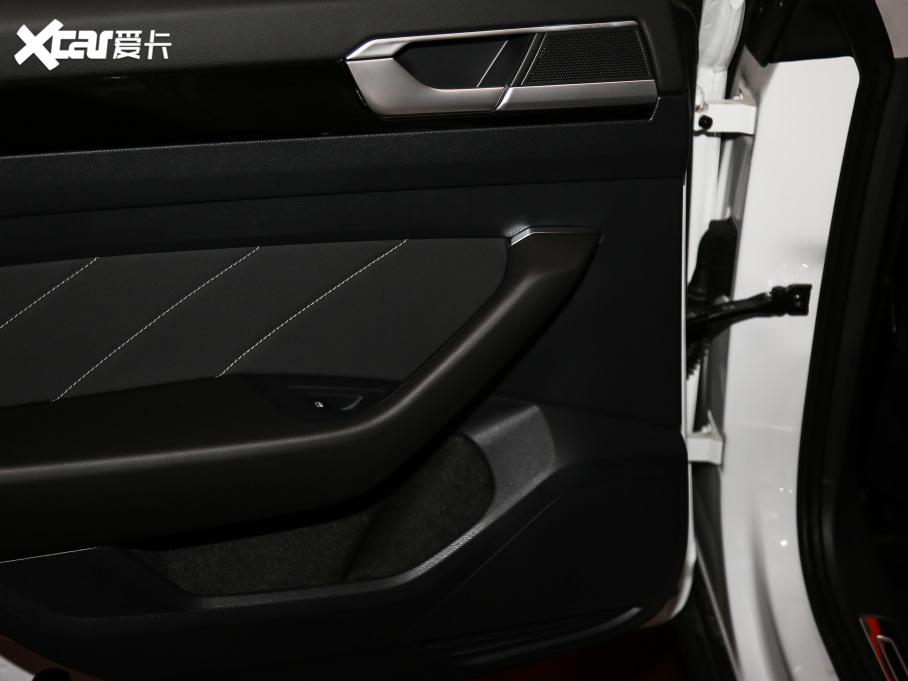 2021һ-CCCb܇ 330TSI CĿ