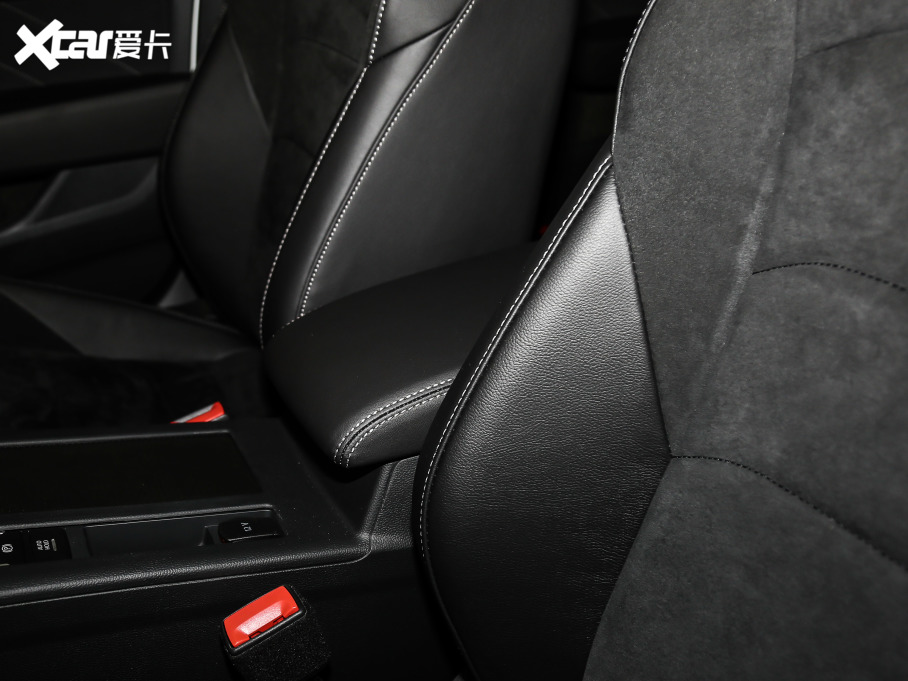 2021һ-CCCb܇(ch) 330TSI CĿ