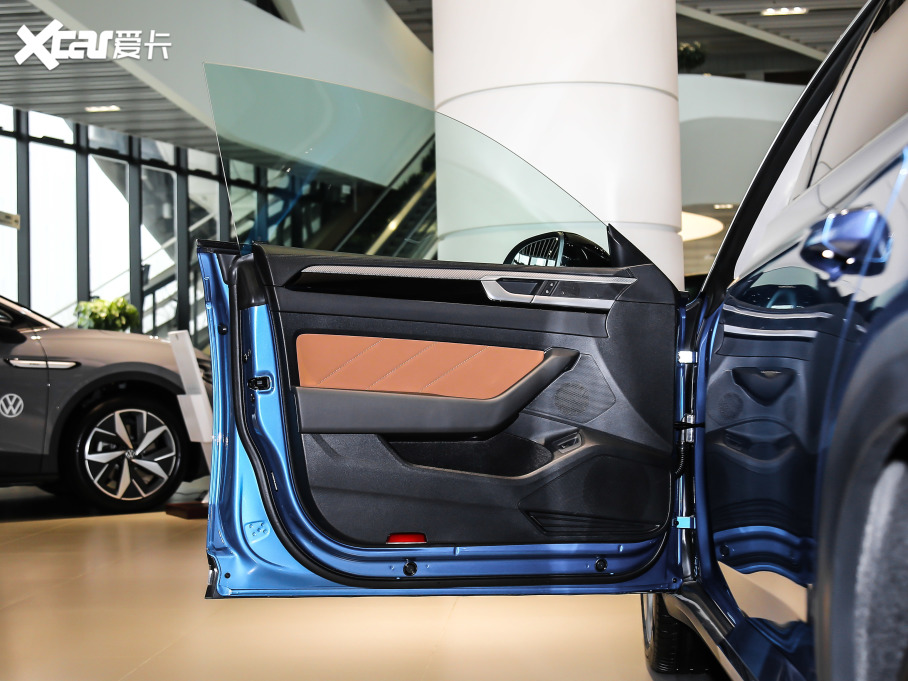 2021һ-CCCb܇ 380TSI Cİ