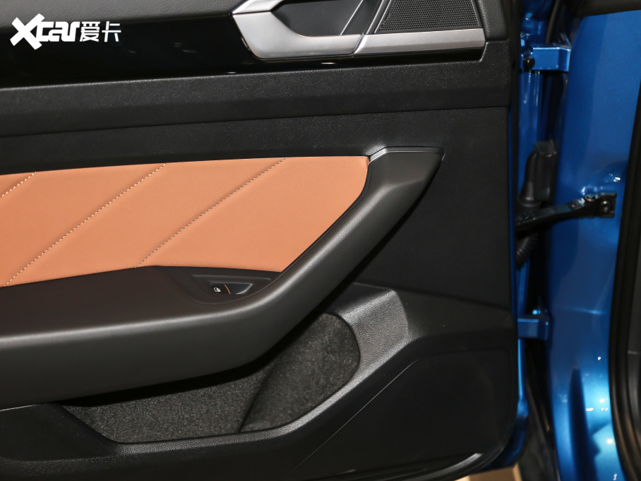 2021һ-CCCb܇ 380TSI Cİ