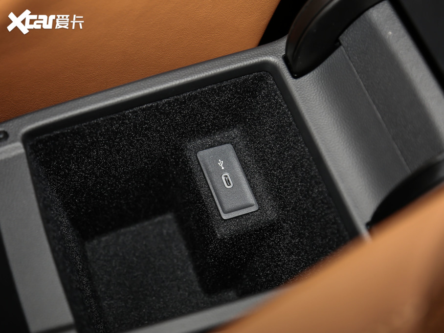 2021һ-CCCb܇ 380TSI Cİ