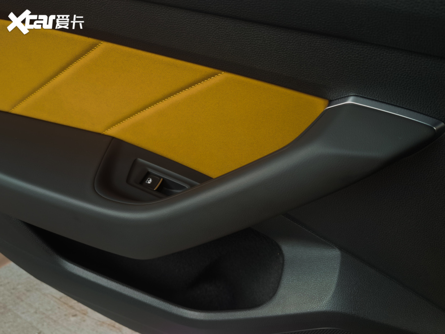 2021һ-CCCb܇ 380TSI CL