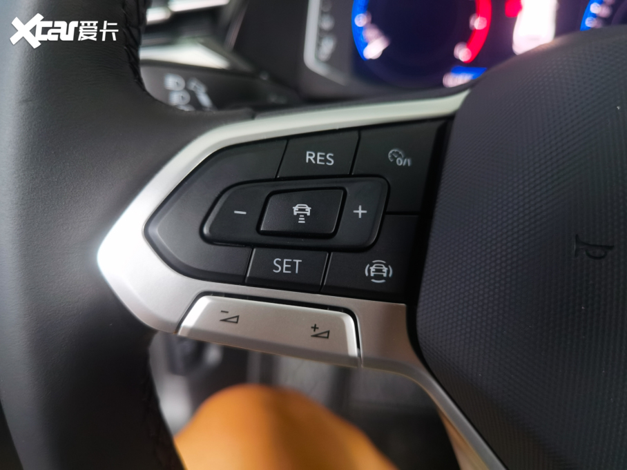 2021һ-CCCb܇ 380TSI CL(fng)