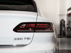 2021款330TSI 猎目版 尾灯